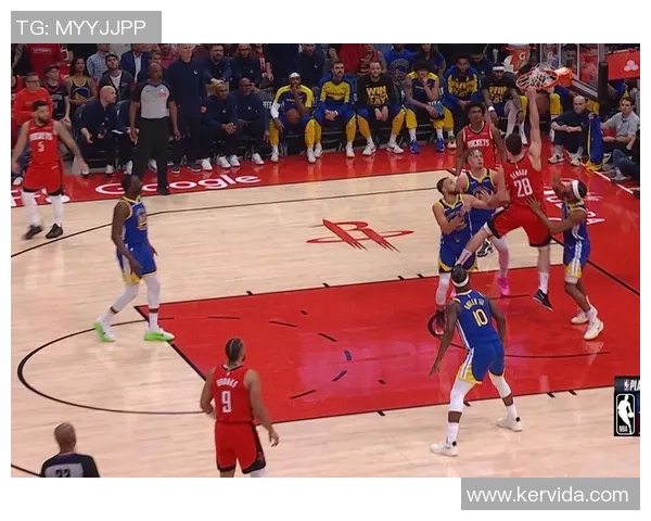 勇士与火箭激战全程录像回顾10月31日精彩瞬间分析